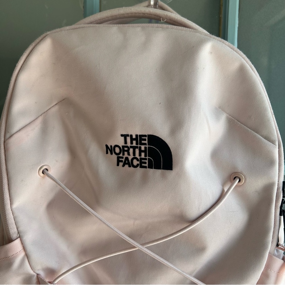 The North Face Women's Jester Backpack Padded Laptop Travel Bag Pink Salt /Black - Picture 13 of 16
